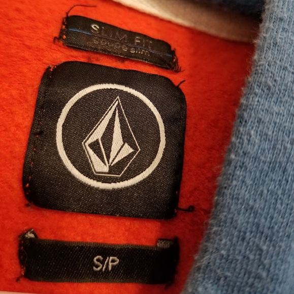 Volcom Hoodie - Picture 6 of 8